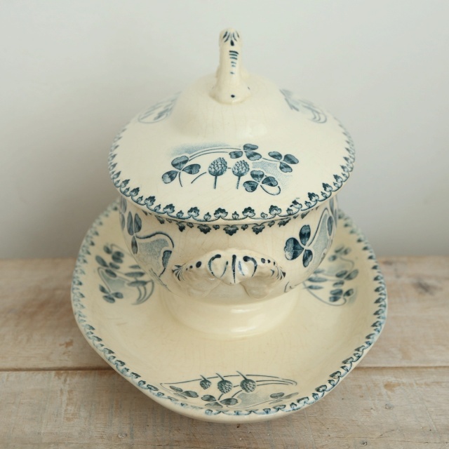 アンティーク ソーシエール シロツメクサ CATINAT フランス Emile bourgeois GRAND DEPOT