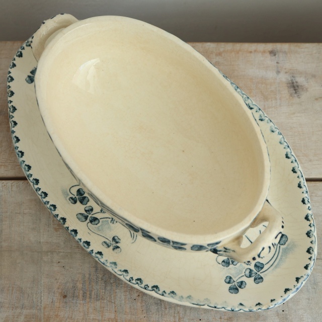 アンティーク ソーシエール シロツメクサ CATINAT フランス Emile bourgeois GRAND DEPOT