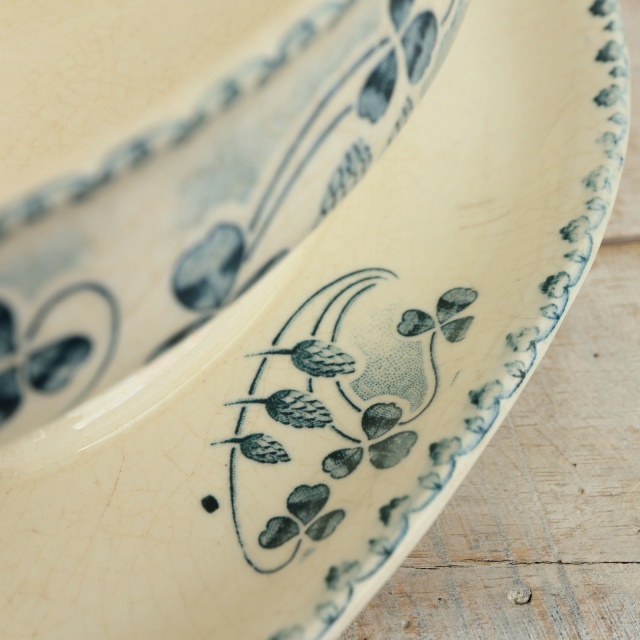 アンティーク ソーシエール シロツメクサ CATINAT フランス Emile bourgeois GRAND DEPOT