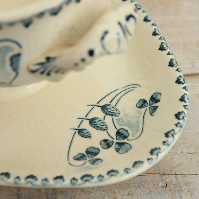 アンティーク ソーシエール シロツメクサ CATINAT フランス Emile bourgeois GRAND DEPOT