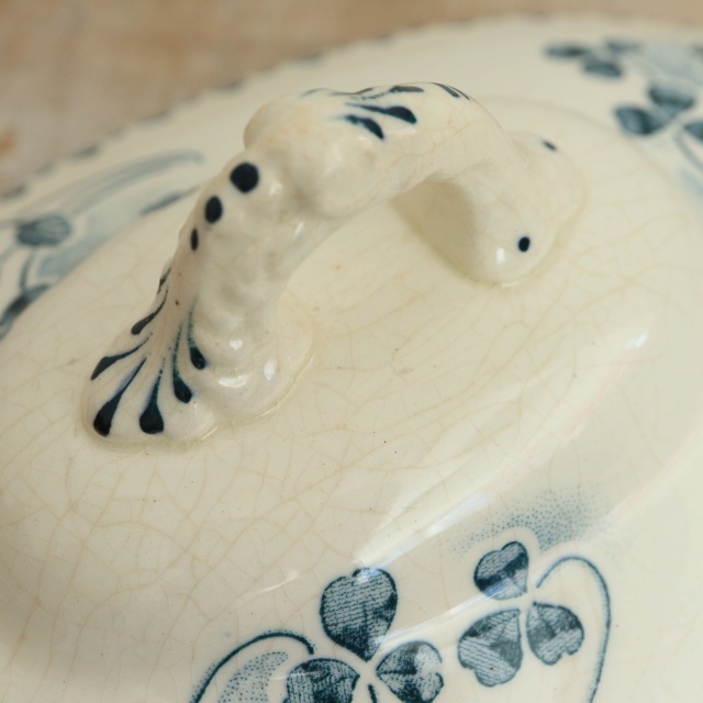 アンティーク ソーシエール シロツメクサ CATINAT フランス Emile bourgeois GRAND DEPOT