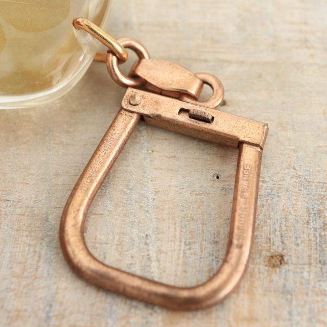 60s ブルボン BNCI 四つ葉 クローバー フレンチ キーホルダー 60s