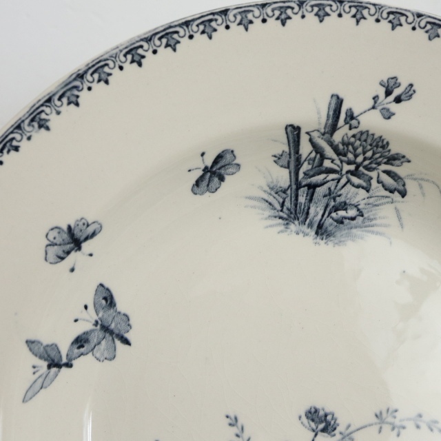 アンティークプレート 深皿 フランス サルグミンヌ製 TSARINE  SARREGUEMINES & DIGOIN