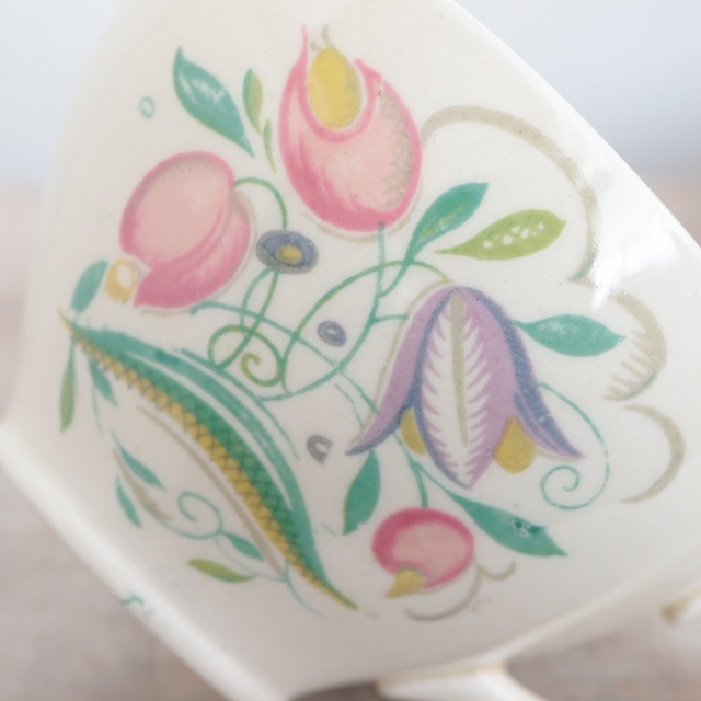 スージークーパー グリーン ドレスデンスプレイ ティーカップ