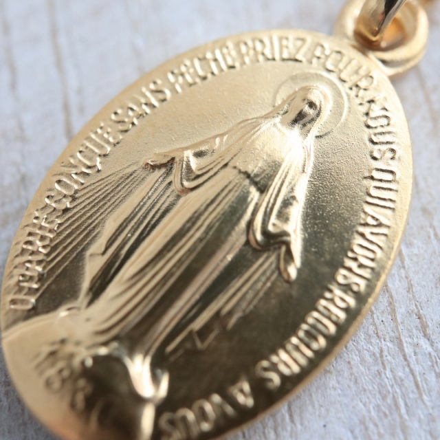 透かしフレームの不思議のメダイ ヴィンテージ SILVER 銀９２５ 透かしフレームの不思議のメダイ ヴィンテージ SILVER 銀925