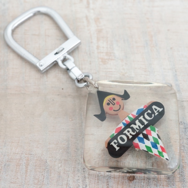 ブルボンキーホルダー FORMICA