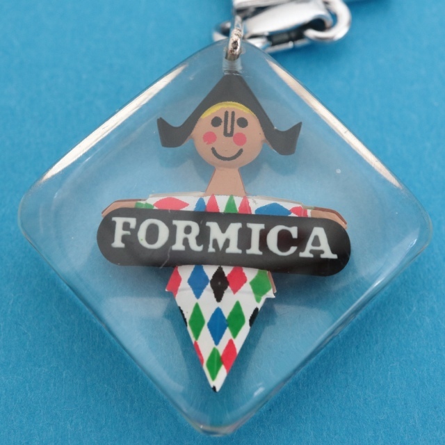 ブルボンキーホルダー FORMICA