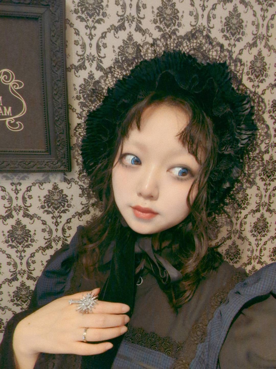 店長・モネの顔写真