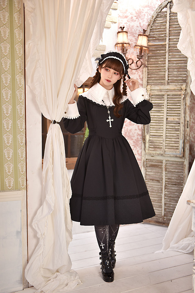 MIHO MATSUDA ワンピース・リイル 予約商品｜2026年2月発売][12月5日-12月28日の予約でエプロンを