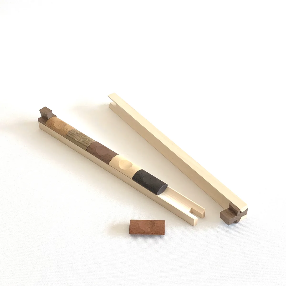 指物技術で作られた 箸置きセット - アートクラフトバウ工房 -