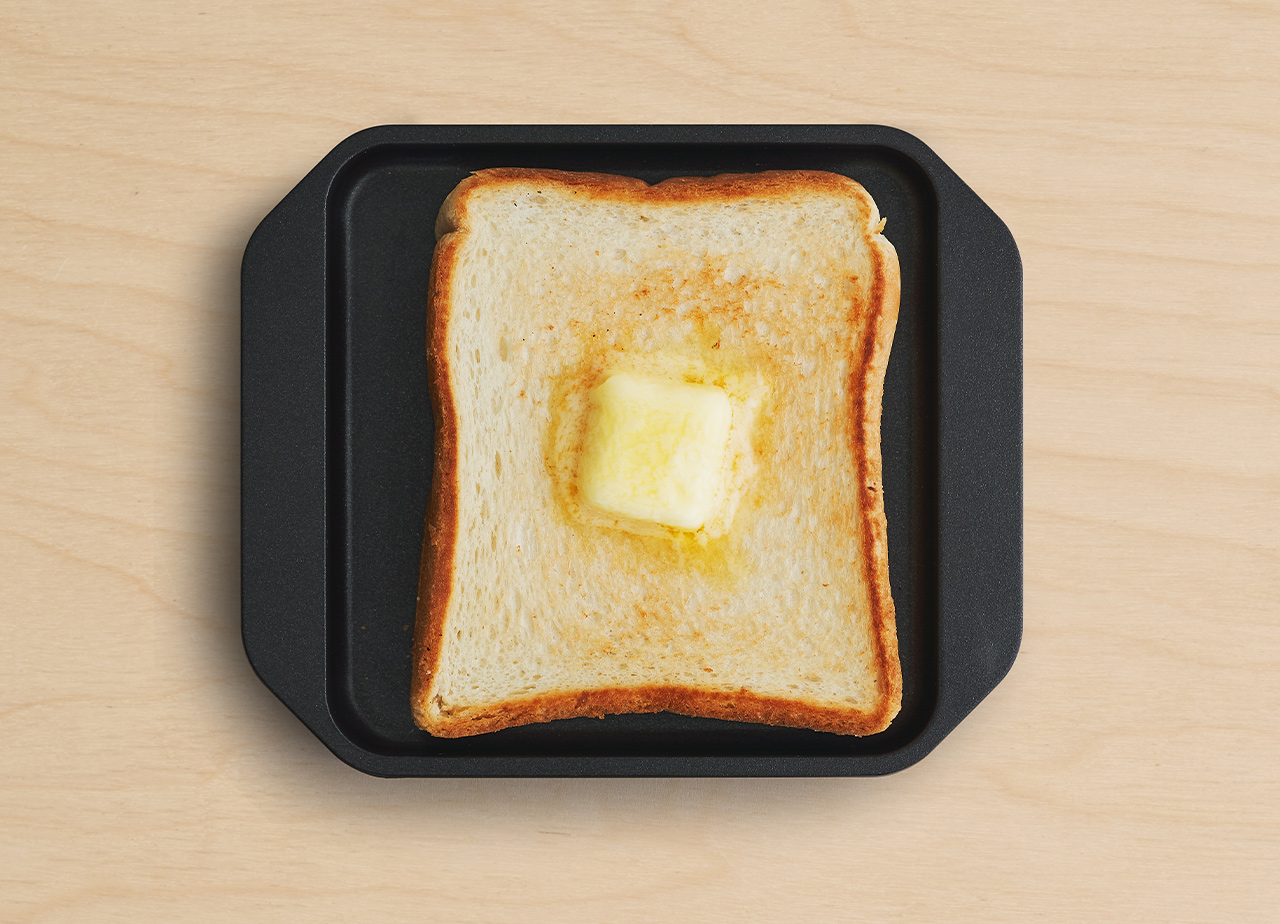 極上のトーストが味わえる スミトースター / Sumi Toaster - あやせ