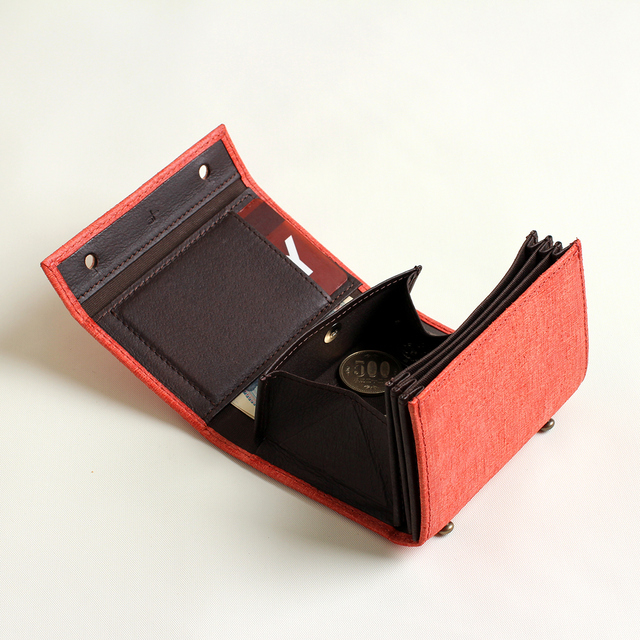 コンパクト革財布 | ミッレフォッリエ クアドレッティ - エムピウ（m+）