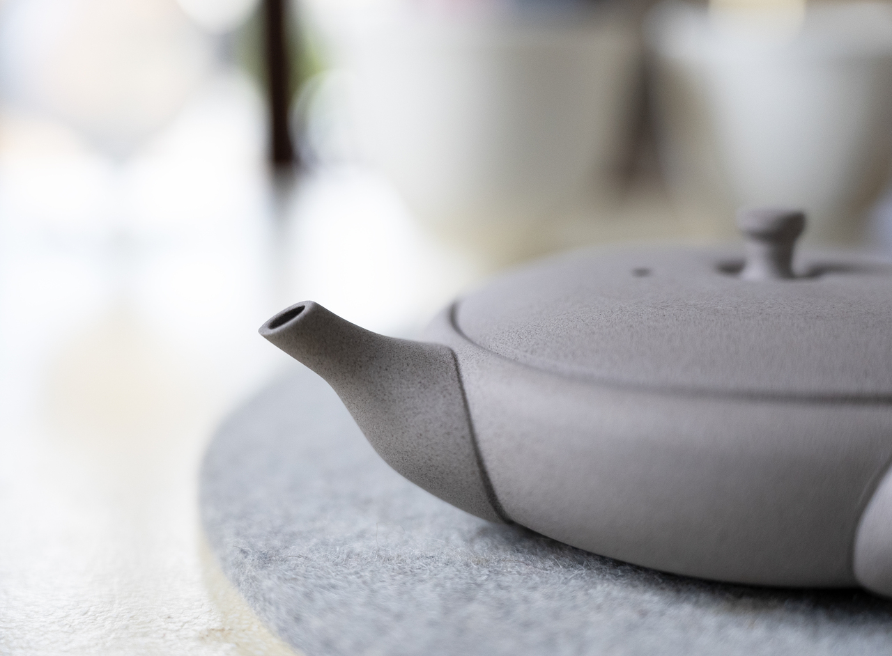 常滑焼の急須 茶こし不要 | TOKI - JINSUI