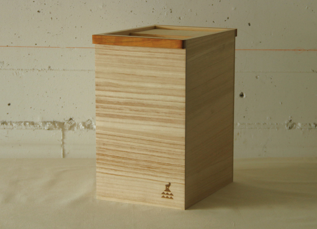 美味しさは保管から 桐のお米びつ - かもしか道具店