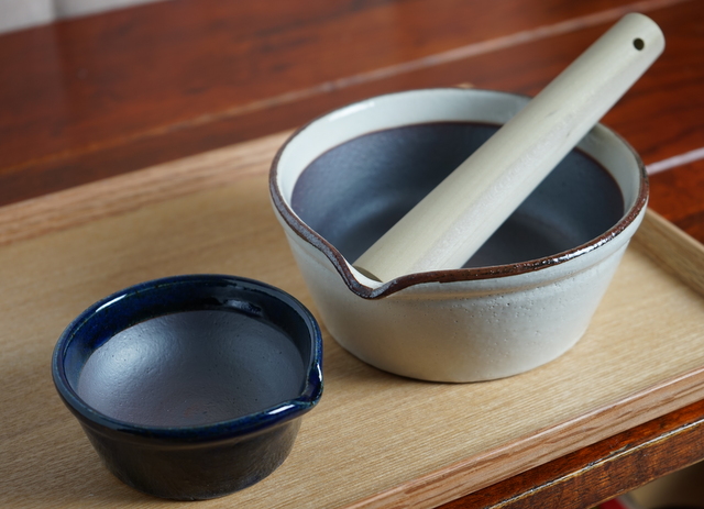 美味しさは保管から 桐のお米びつ - かもしか道具店