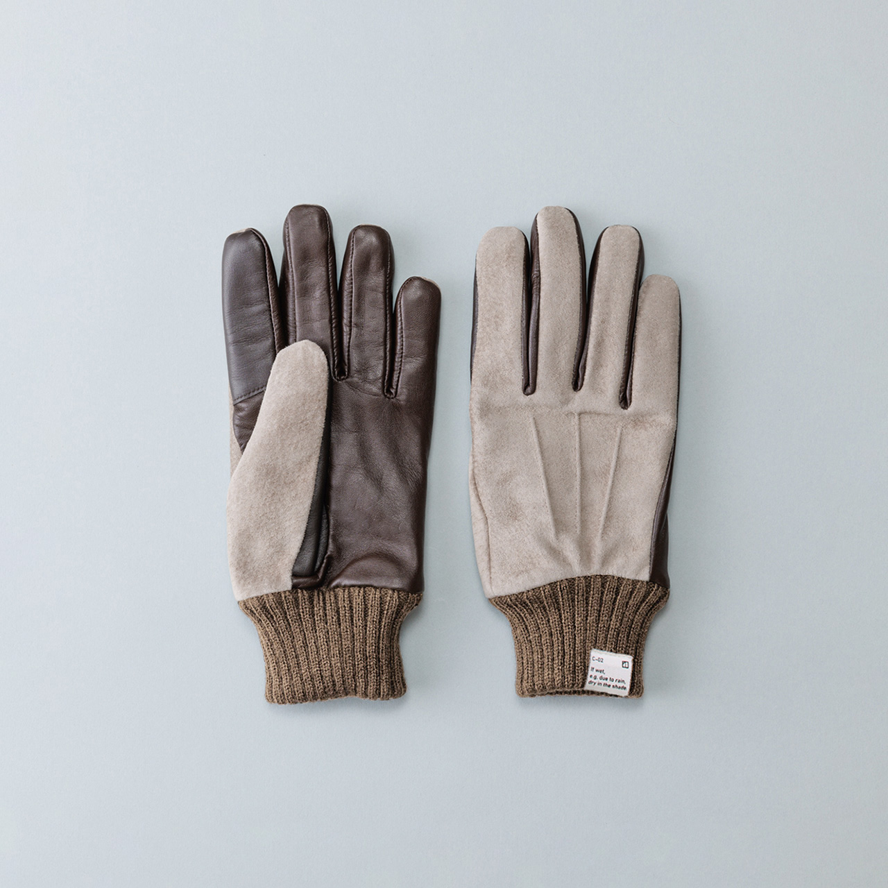 日本製ピッグスエード&ラム手袋 カフス - クロダ
