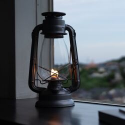 ハリケーンランプ オイルランタン別所ランプwinged wheel100周年記念 ハリケーンランプ オイルランタン 別所ランプ winged wheel 100