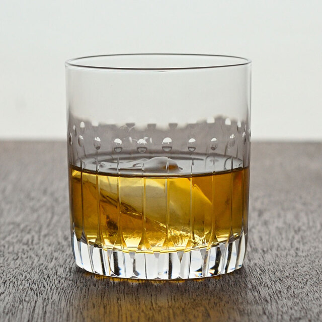 カットガラスのロックグラス - h collection