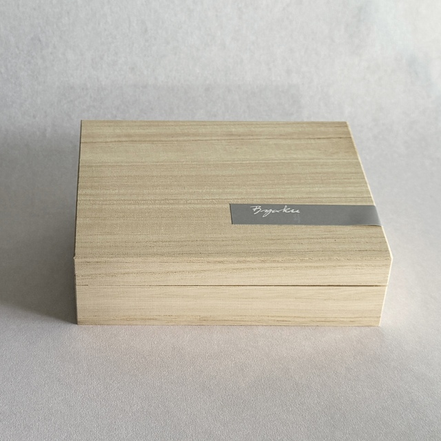 100%天然由来の白檀オーガニックミスト│和敬静寂 - Byaku -