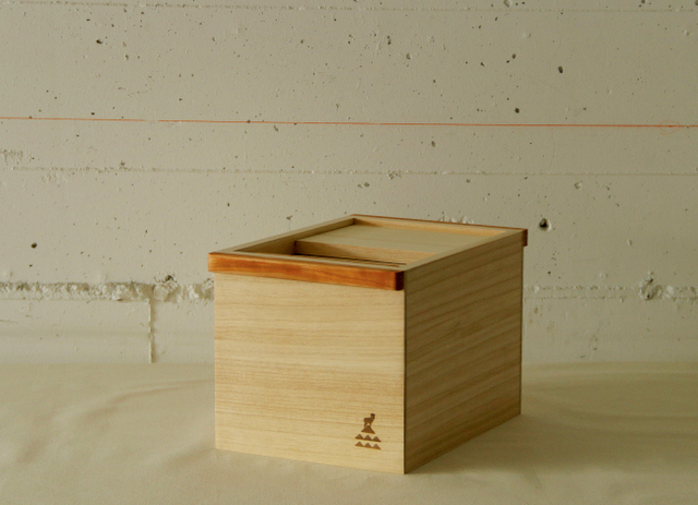 美味しさは保管から 桐のお米びつ - かもしか道具店