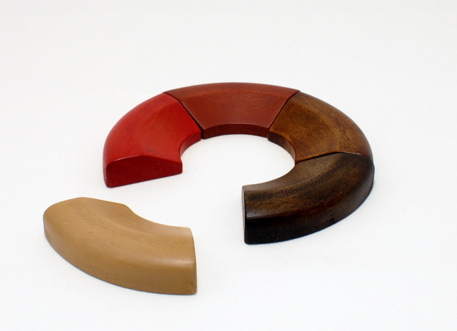 拭き漆の箸置 「輪」5点セット - 輪島キリモト