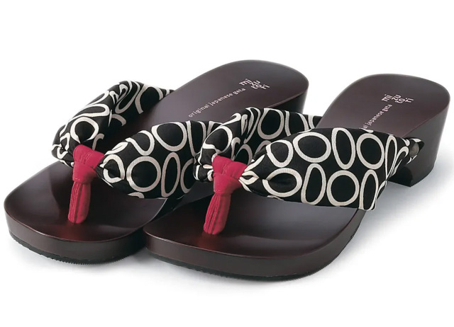 水鳥の下駄 | hitete（4.5cm）ブラウン - 水鳥工業 -