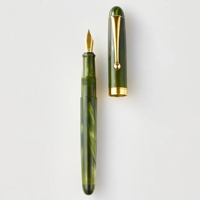 【限定商品】アクリル万年筆 | グラデーショングリーン - 大西製作所 -