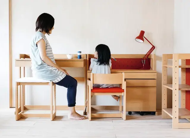 MUCMOC 学習机 親子で使うイメージ