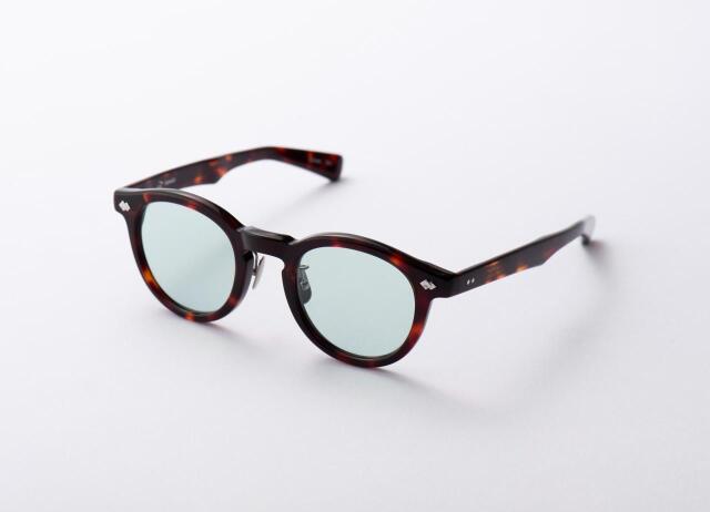 日本人のためのサングラス SAKURA | 小顔の方にもフィット - tesio -