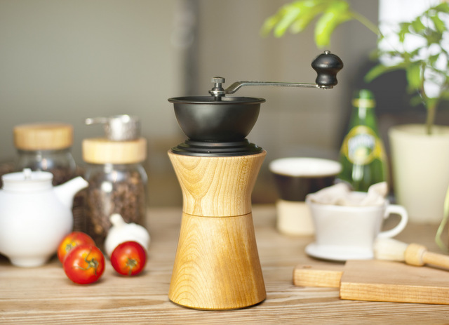 Kalita Kh-9 42121 アンティークコーヒーグラインダー 木製手動式 調節可能な蓋付き - 小型アウトドアキャンプ - 日本