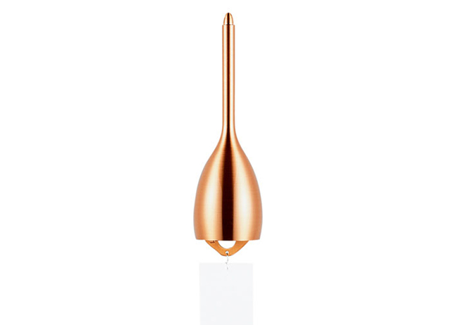 シンプルなフォルム、滑らかな質感の風鈴 真鍮の風鈴 スリム - 能作