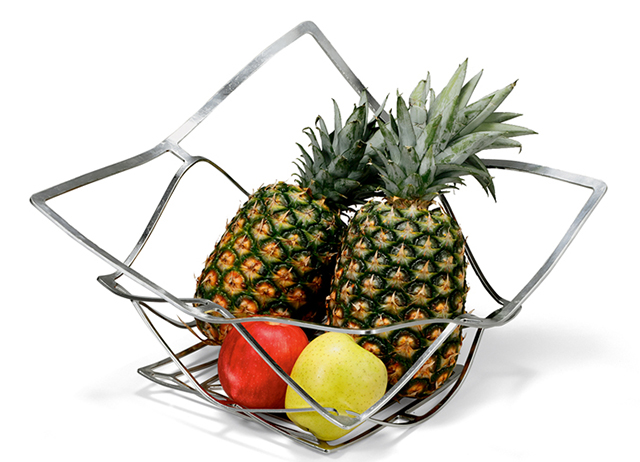 手で自在に変形できる 曲がる錫製の器 KAGO - 能作