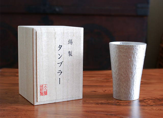 錫製のタンブラー 六花 桐箱入 名入れ対応 - 大阪錫器