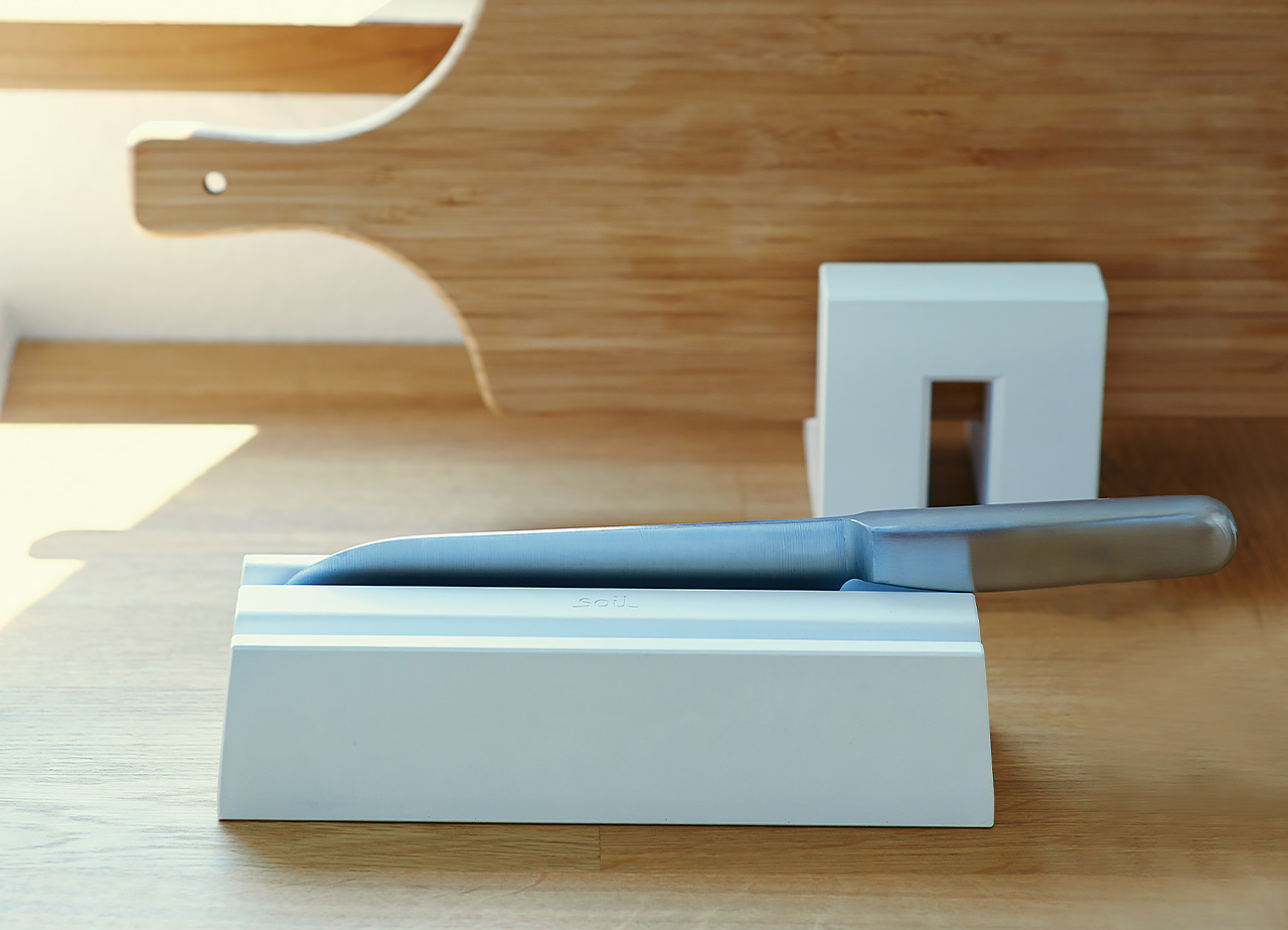 珪藻土のナイフトレイ  - soil -