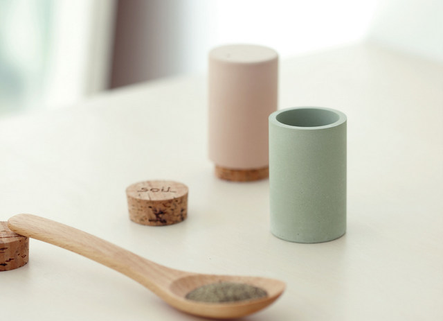 珪藻土のシーズニングケース -soil-