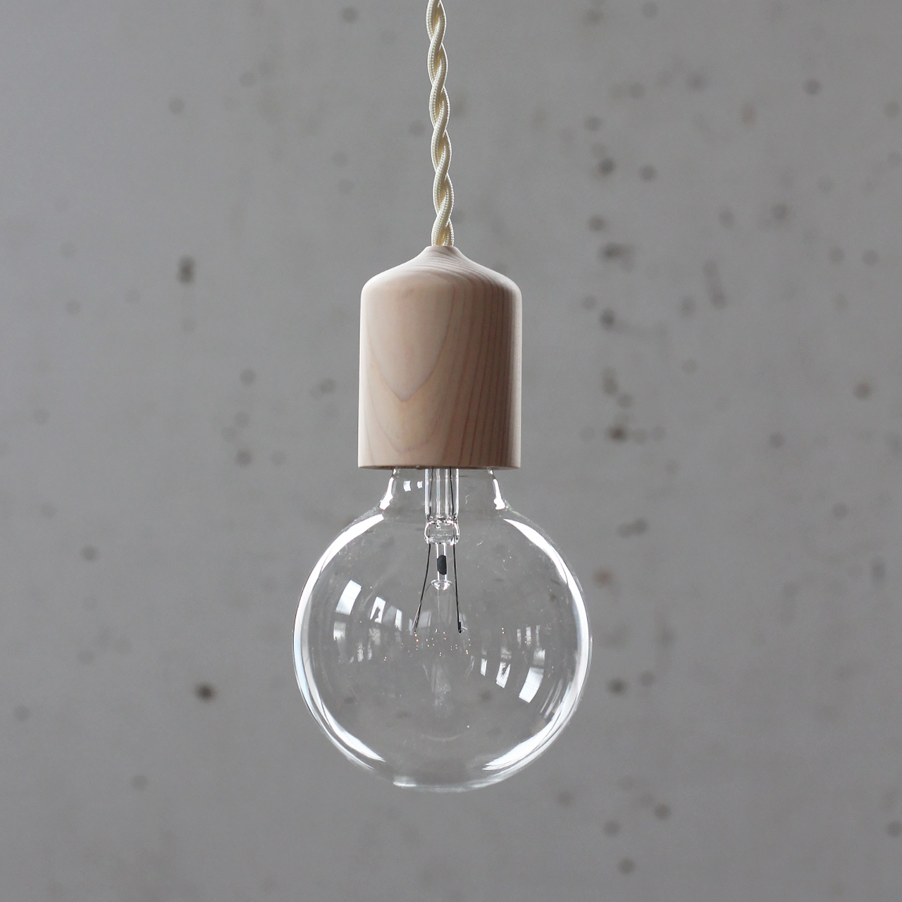 照明　KRANK ソケットランプ ソケットランプ 木製 | 檜 桜 コード長変更可 - testis