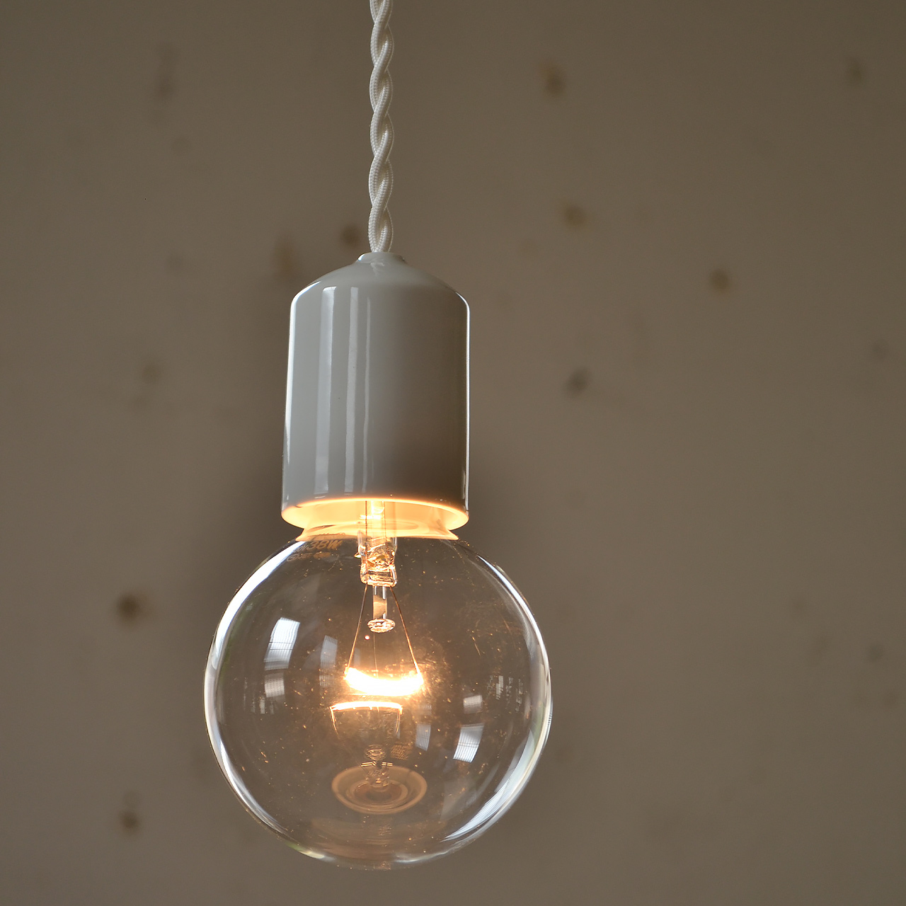 ソケットランプ 陶器 | 白 黒 黒板色 コード長変更可 - testis