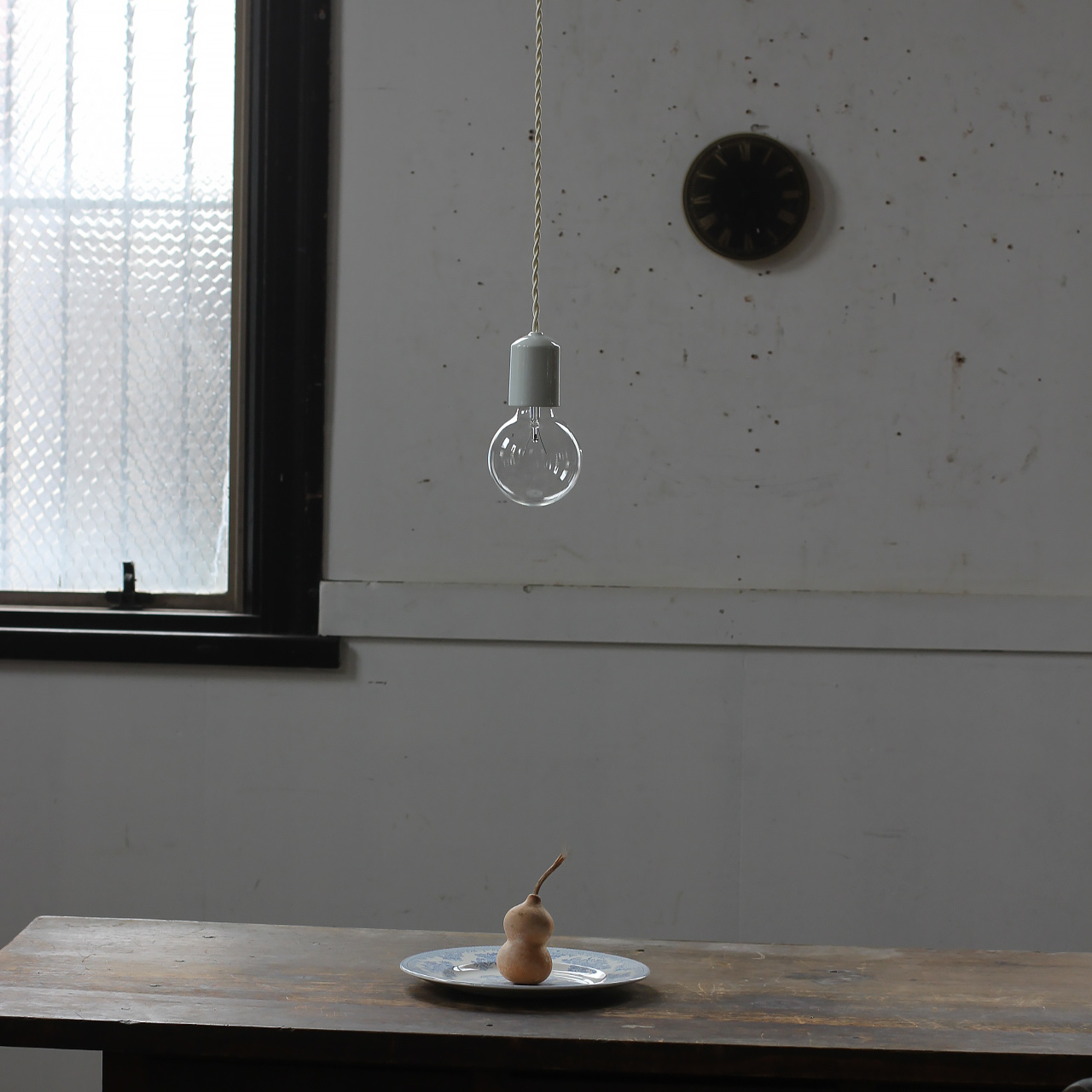 ソケットランプ 陶器 | 白 黒 黒板色 コード長変更可 - testis