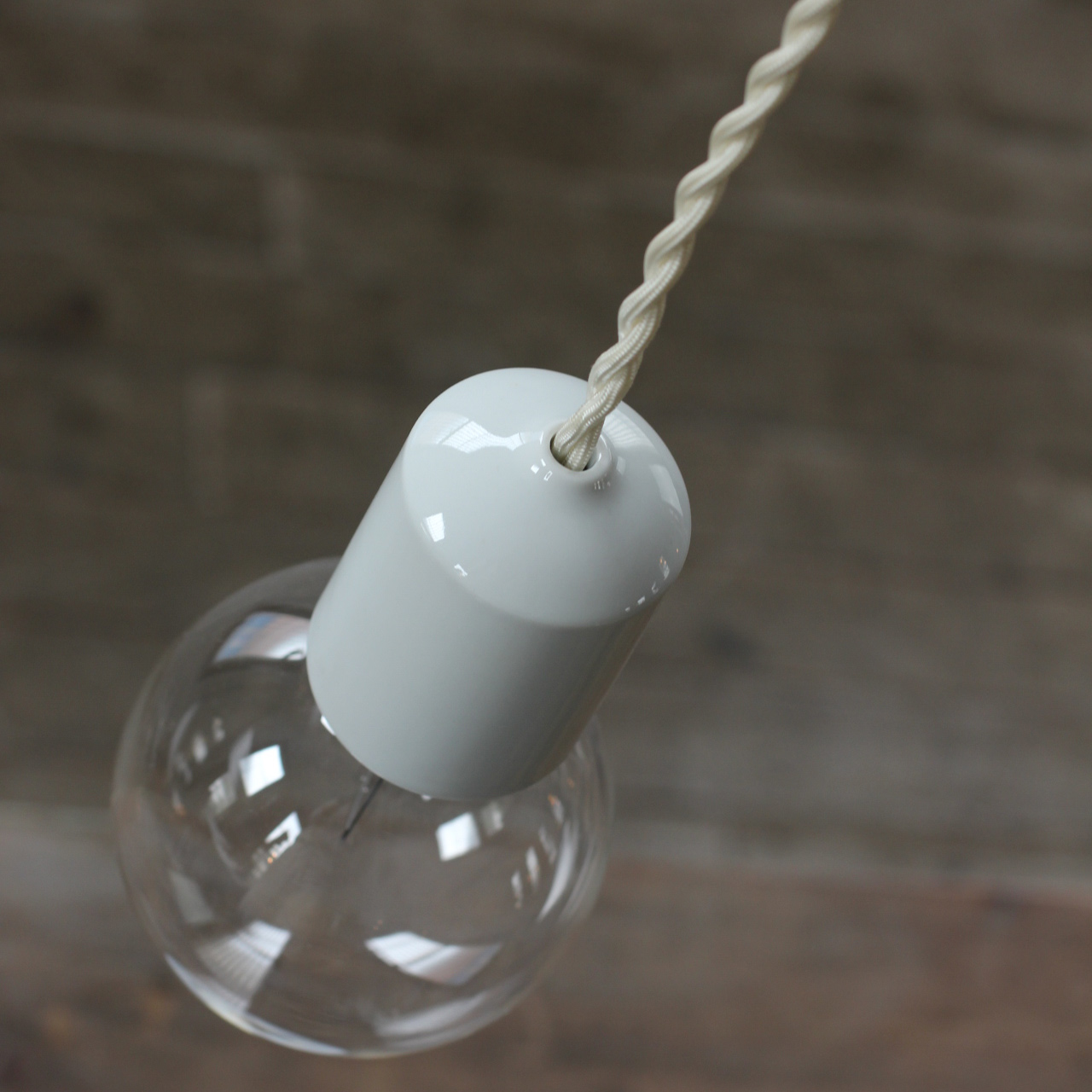 ソケットランプ 陶器 | 白 黒 黒板色 コード長変更可 - testis