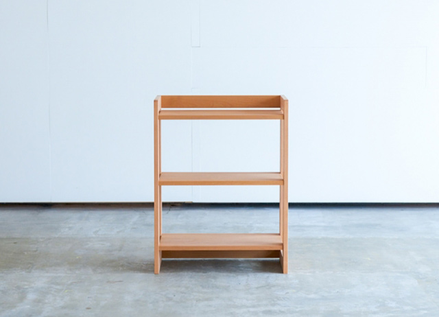 無垢材の学習机用ラック | MUCMOC - 杉工場