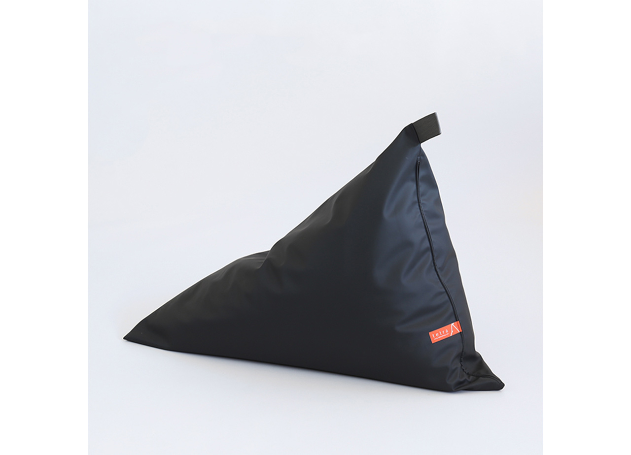 テトラ / FAIRLADY Z | 上質なビーズクッション ソファ - NISSAN×tetra