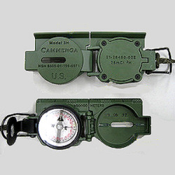 CAMMENGA社 トリチウム軍用レンザティックコンパス 自衛隊・迷彩 ...