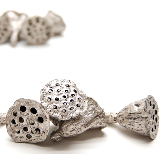 ハスヘッド・小　プラチナ