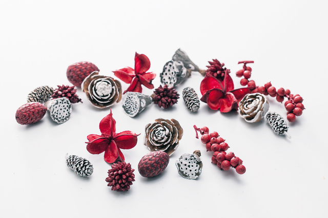 ミックスコーン　レッド／スノー　24890-380