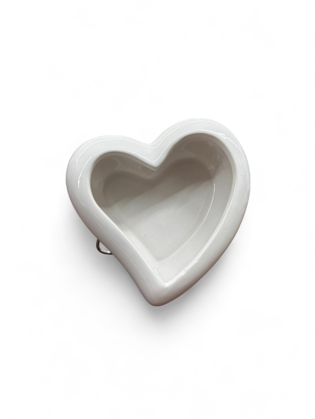 ハート型　フラワーアレンジベース　ホワイト　メーカー廃番セール60％OFF