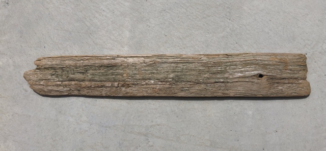 流木　L　板　横57ｃｍ×幅9ｃｍ