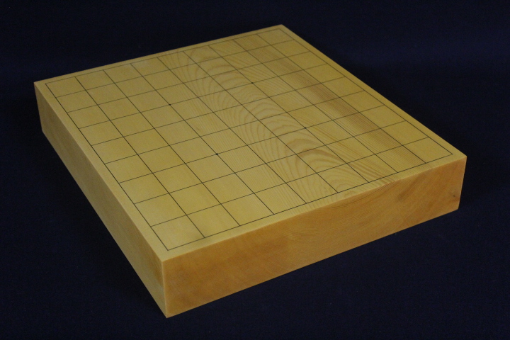 日向榧卓上将棋盤　【2寸1分5厘】【1枚盤】【木裏】　　　　