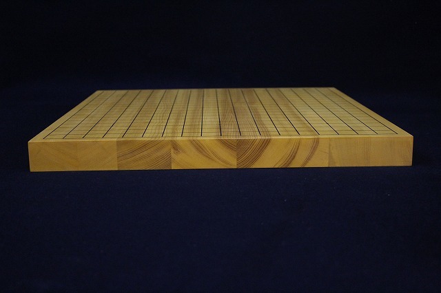 日向榧卓上碁盤【特上】　1.15寸