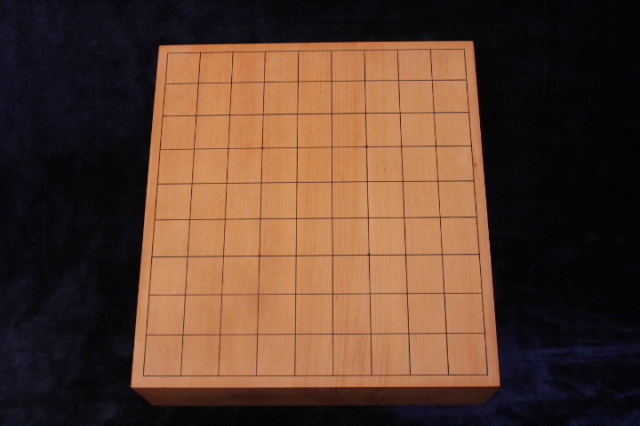 NEW】 国産本榧将棋盤 【訳あり品】 3寸2分
