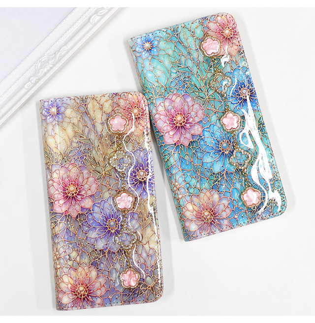 スマホケース 手帳型 カバー 手帳型ケース ベルトなし キラキラ ラメ チャーム 花柄 ステンドグラス 風